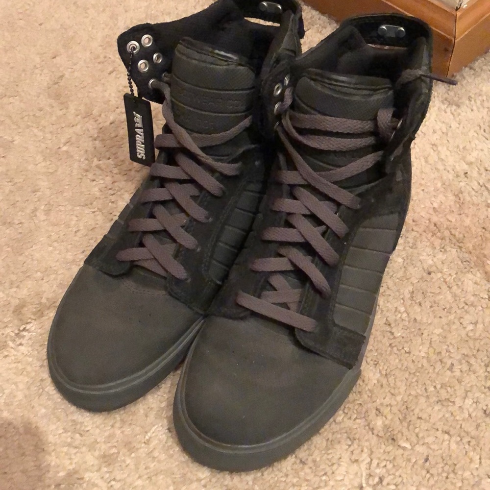 COPY - Mens black and grey